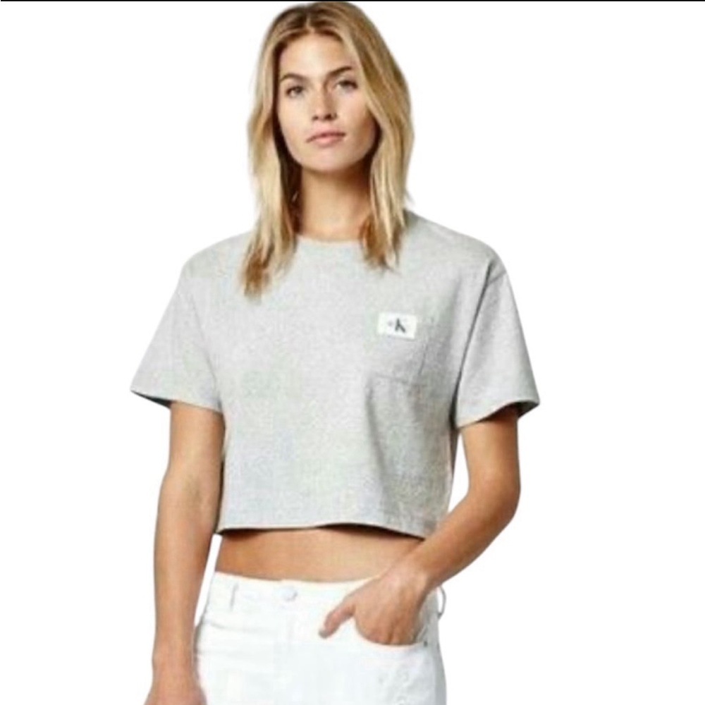 Calvin Klein Cropped Tee
